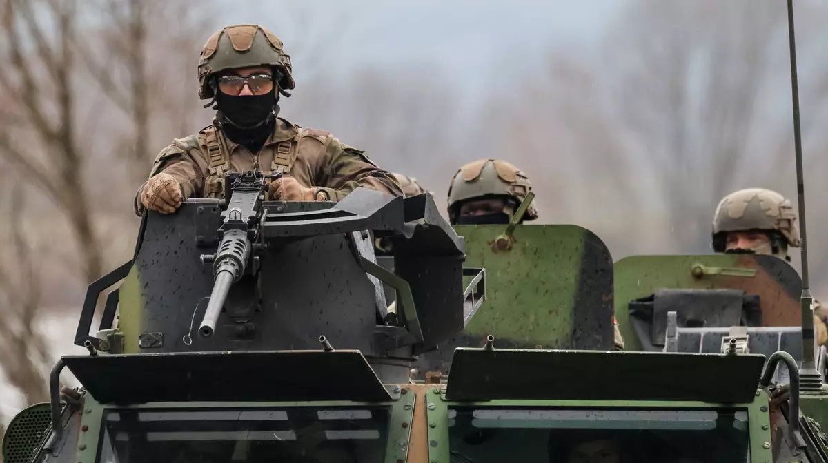 Polonia și Marea Britanie își întăresc alianța militară: nou tratat de apărare în fața amenințărilor Rusiei