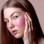 Acneea și eczema care revin mereu ar putea avea o cauză neașteptată. Ce rol joacă sănătatea intestinului