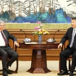 Bill Gates trage un semnal de alarmă privind inteligența artificială. Vrea să discute direct cu Xi Jinping despre riscurile AI